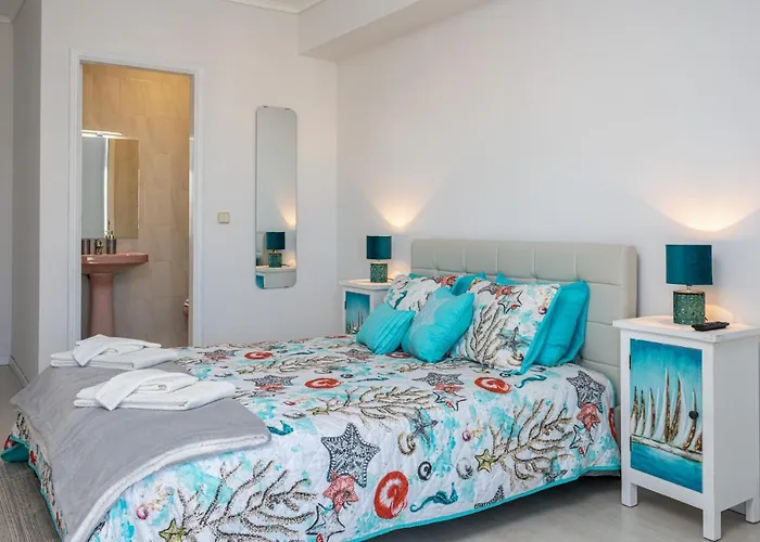 Marinha- Al ゲストハウス